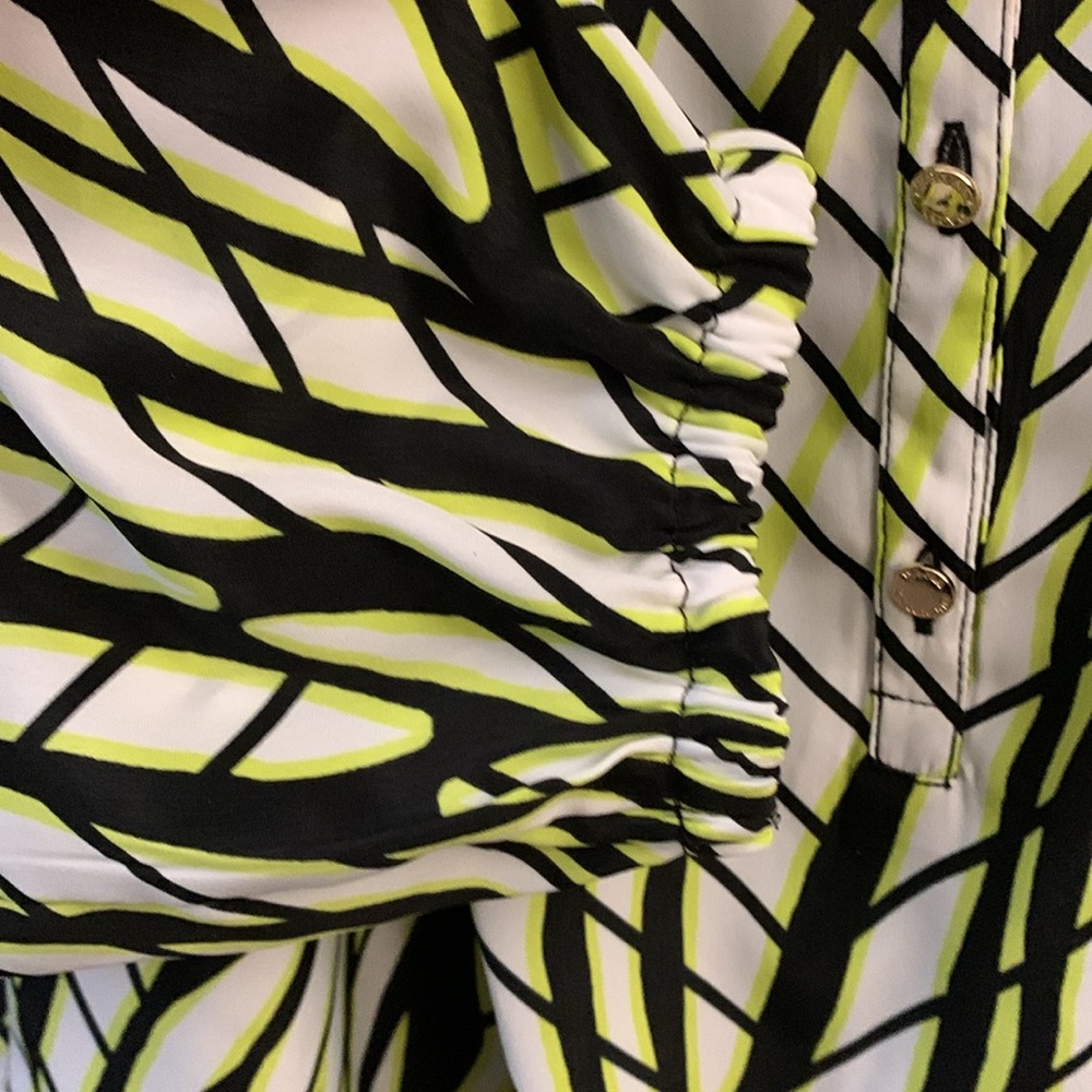 Dana Buchman Stylish Black and Green 3/4 sleeves Women's Top - Picture 4 of 9